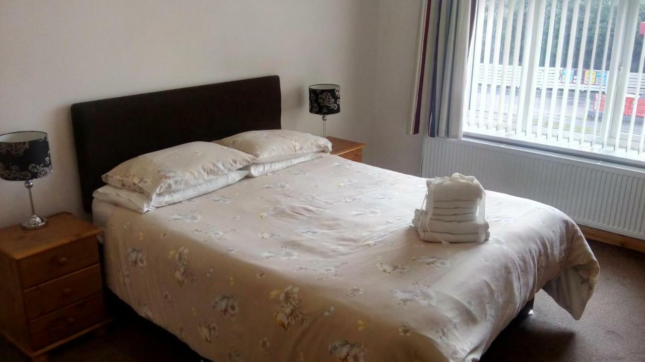 Dawlish Holiday Apartment Екстер'єр фото